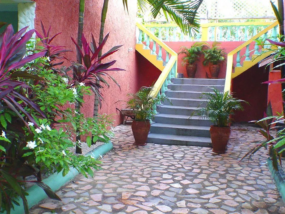 Legends Beach Resort Negril Hotell